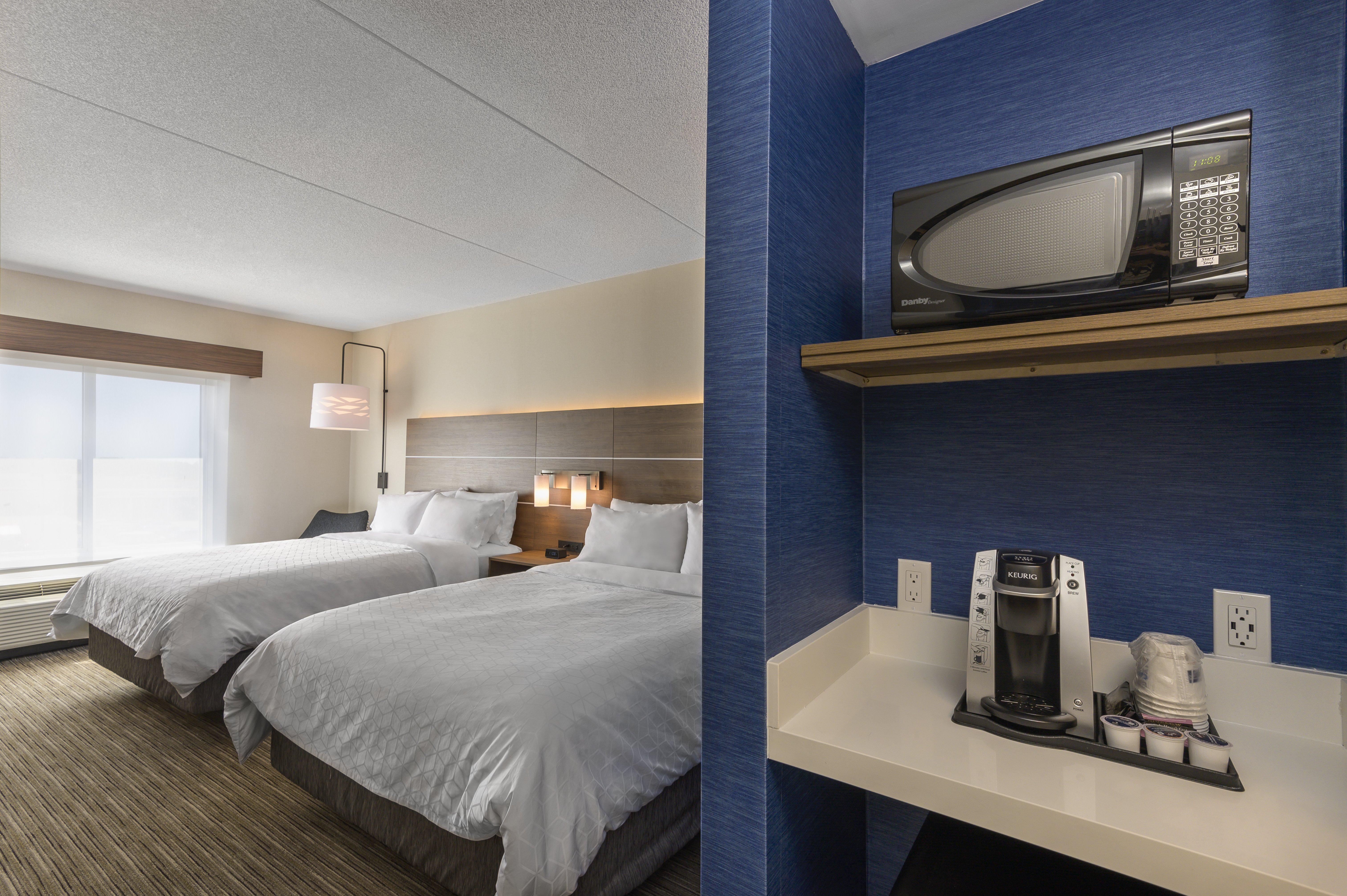Holiday Inn Express Hotel & Suites North Bay By Ihg Exterior photo